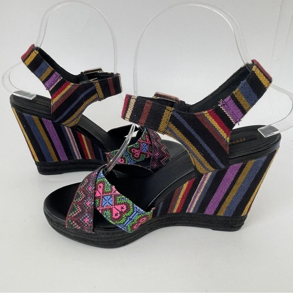 Geox Black and Pink Wedge Sandals with Artistic Design